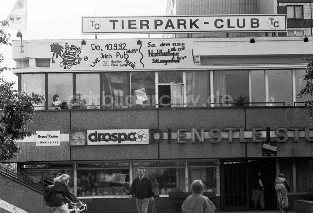 DDR-Fotoarchiv: Berlin-Lichtenberg - Neubaugebiet am Tierpark Berlin