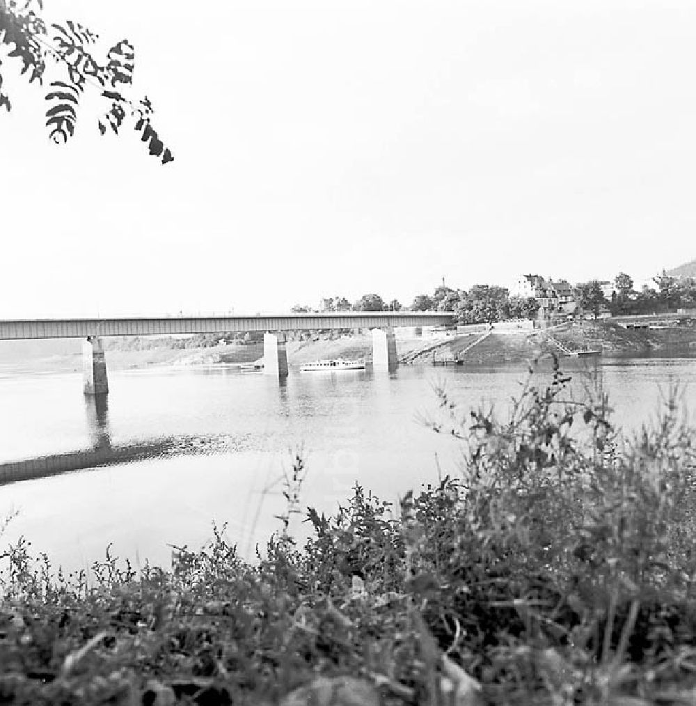 DDR-Fotoarchiv: Saalburg/ Hessen - 1967 Neue Brücke (240m lang) in Saalburg/ Hessen Umschlagnr.: 110 Foto: unbekannt