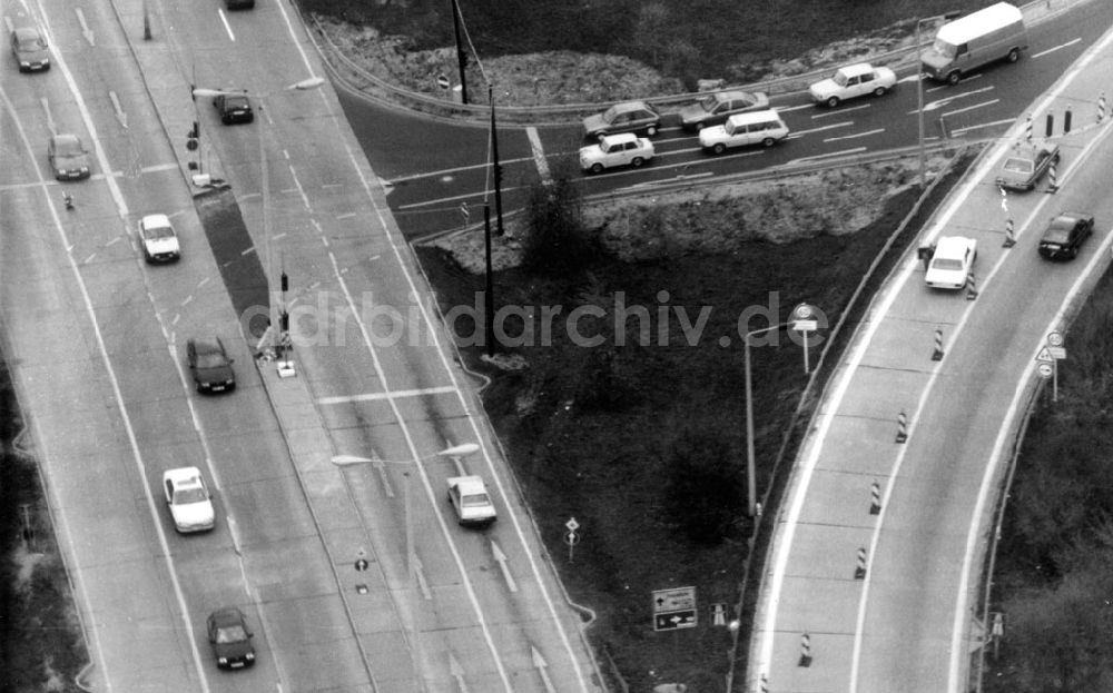 DDR-Bildarchiv: Schönefeld - Neue Schönefelder Autobahnzufahrt 07.05.1992