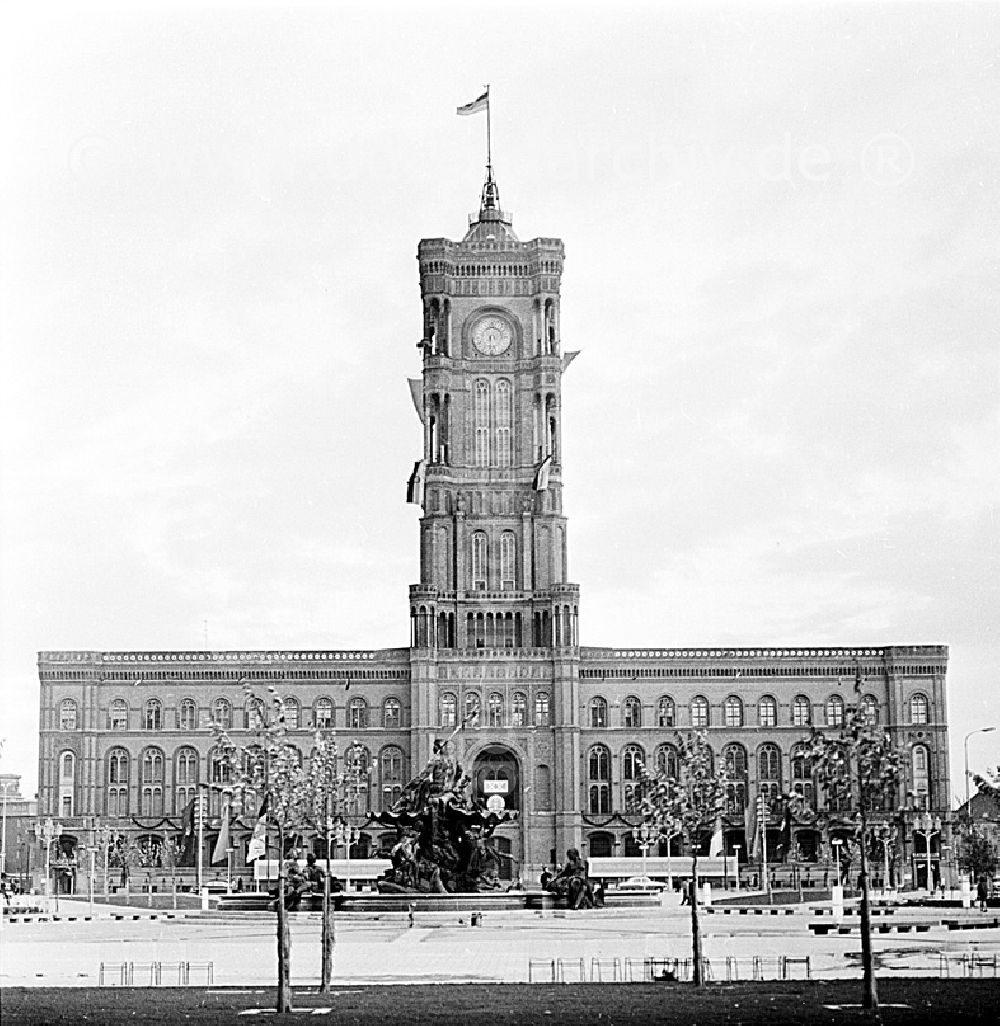 Berlin: Oktober 1969 Berlin-Mitte, Rotes Rathaus.