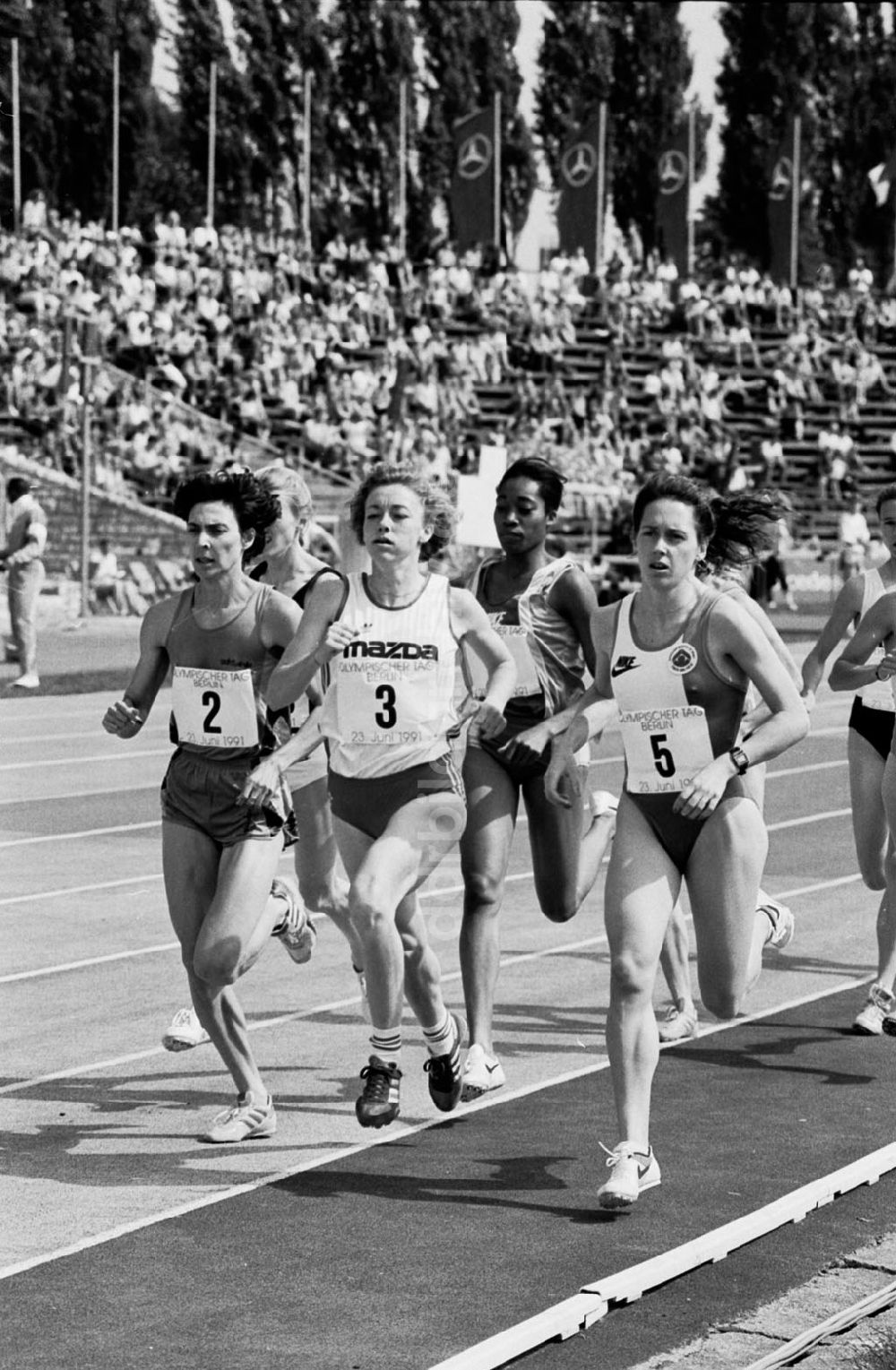 DDR-Bildarchiv: - Olympischer Tag Foto: Winkler Umschlagnummer: 544