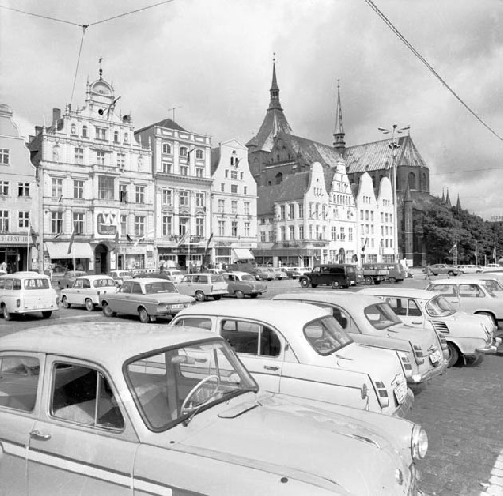 DDR-Bildarchiv: Rostock - Ostseewoche 1966 in Rostock Foto: Schönfeld