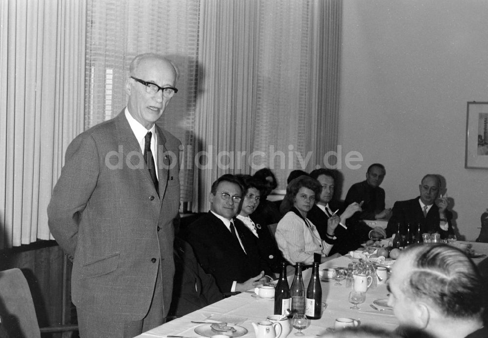 DDR-Bildarchiv: Berlin - Politiker Johannes Dieckmann - Präsident der DSF Gesellschaft für Deutsch-Sowjetische Freundschaft in Berlin in der DDR