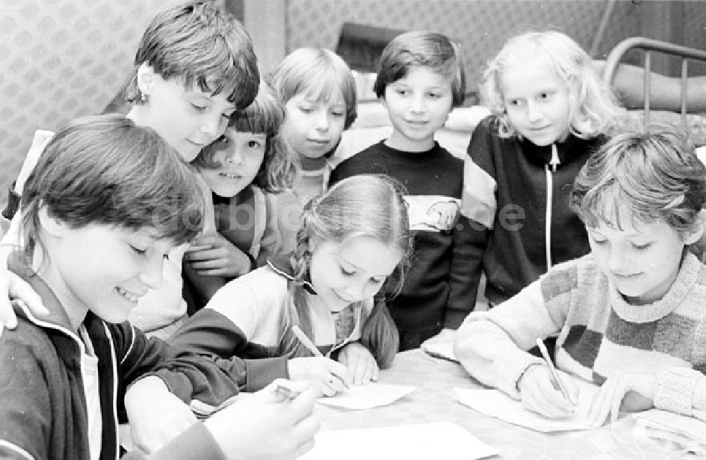 Meisdorf: Polnische Kinder im Kinderferienlager Meisdorf bei Hettstedt Umschlagnr.: 813 Foto: Bonitz