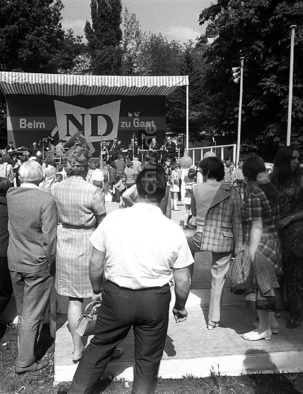 DDR-Fotoarchiv: Berlin - Pressefest der DSF