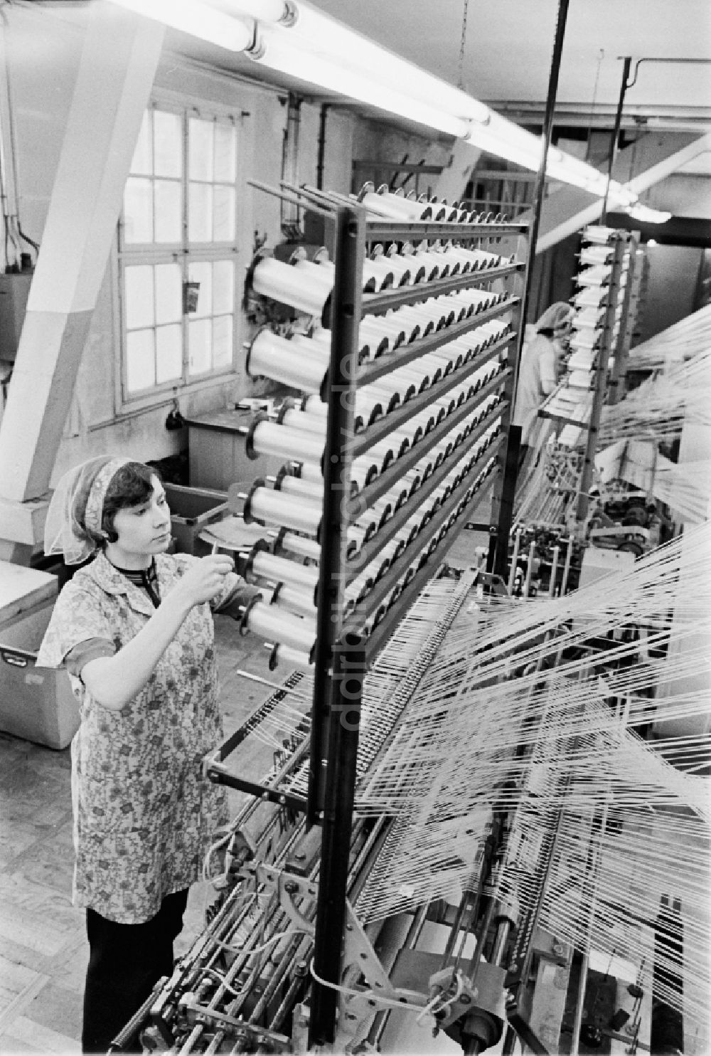 DDR-Fotoarchiv: Annaberg-Buchholz - Produktionsprozeß im OPEW-Werk in Annaberg-Buchholz in der DDR