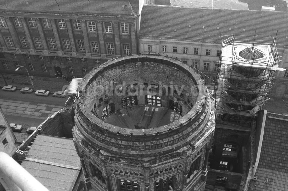 DDR-Bildarchiv: Berlin - Ruinen Rest der Synagoge Neue Synagoge Berlin - Centrum Judaicum in Berlin in der DDR