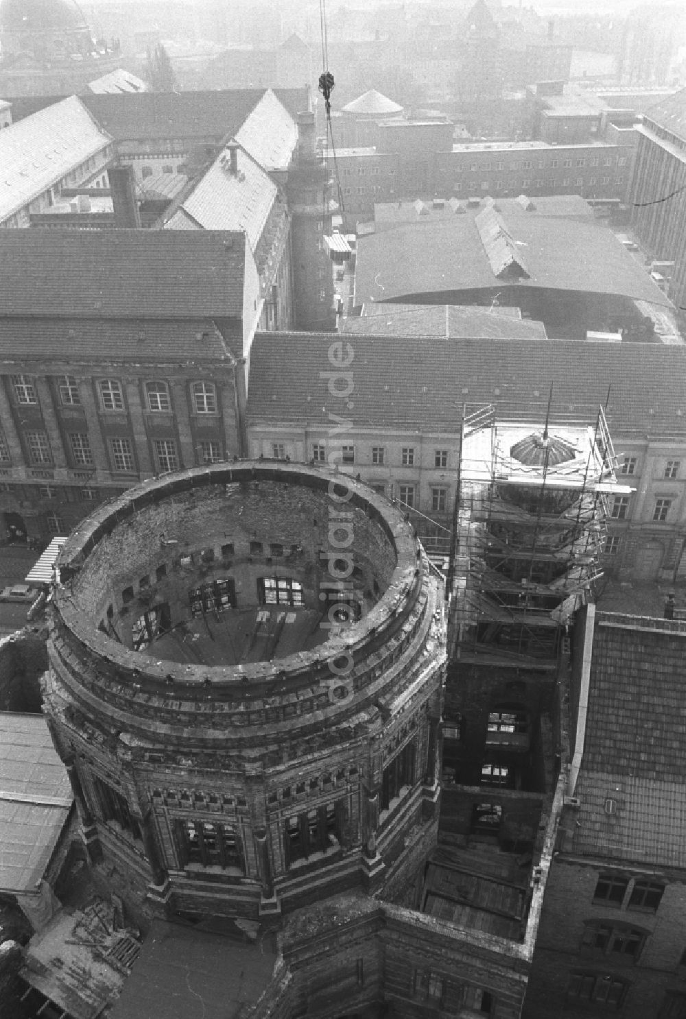 Berlin: Ruinen Rest der Synagoge Neue Synagoge Berlin - Centrum Judaicum in Berlin in der DDR