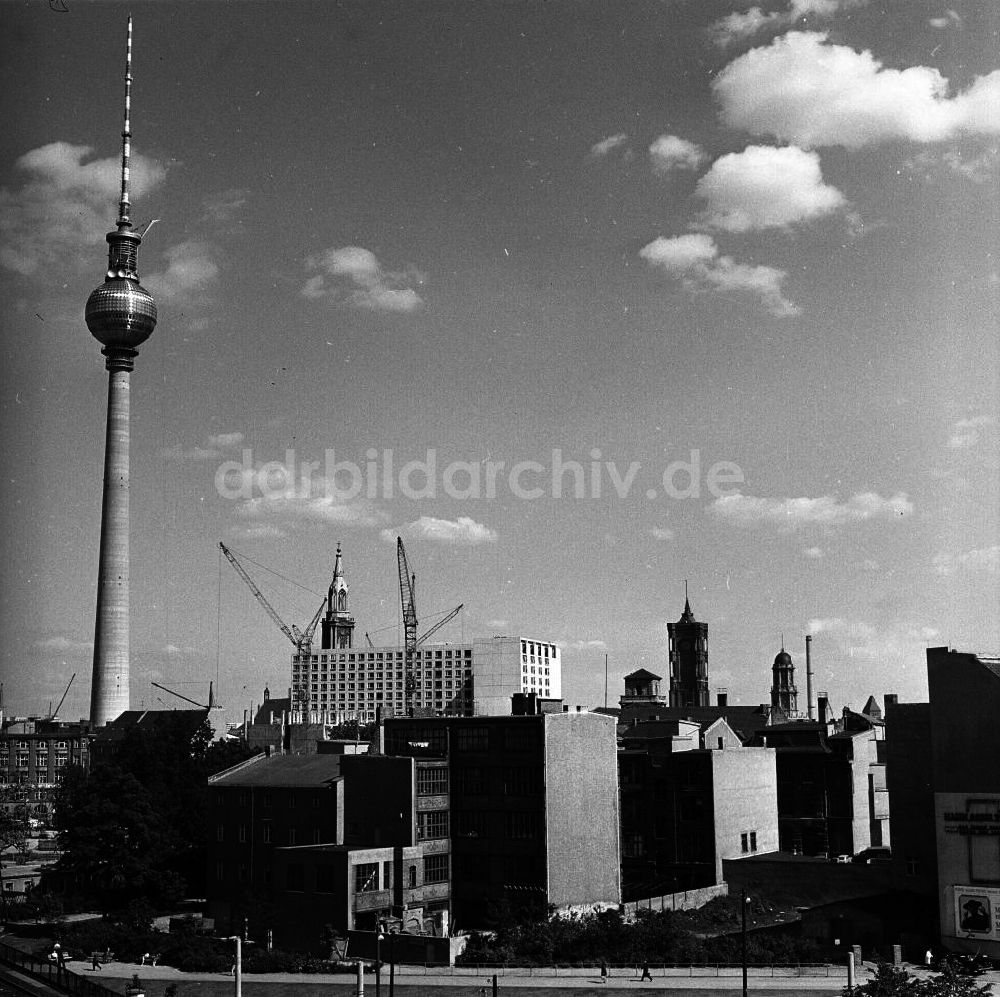 DDR-Fotoarchiv: Berlin - Stadtzentrum und Alexanderplatz Berlin