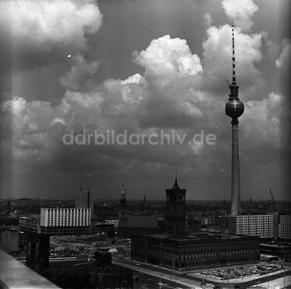 DDR-Bildarchiv: Berlin - Stadtzentrum und Alexanderplatz Berlin