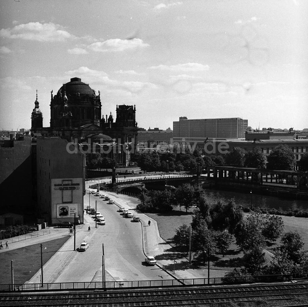 DDR-Fotoarchiv: Berlin - Stadtzentrum Berlin