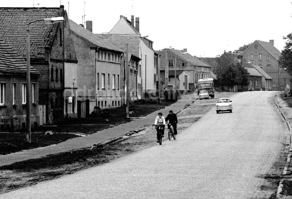 DDR-Bildarchiv: Flatow - Strassenbild in Flatow