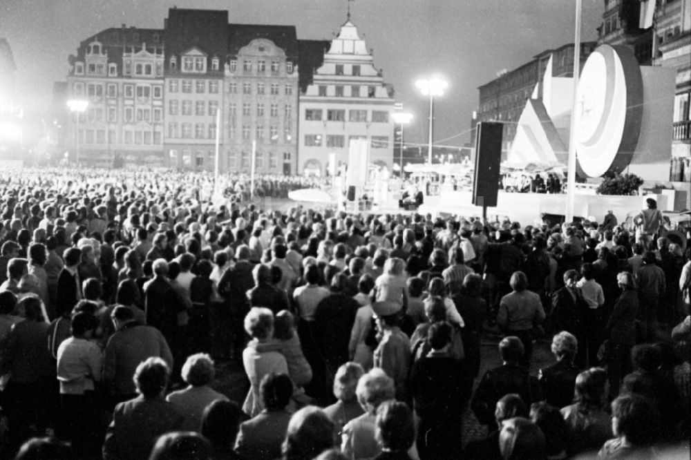 DDR-Bildarchiv: Leipzig - Turn- und Sportfest Spartakiade in Leipzig in Sachsen in der DDR