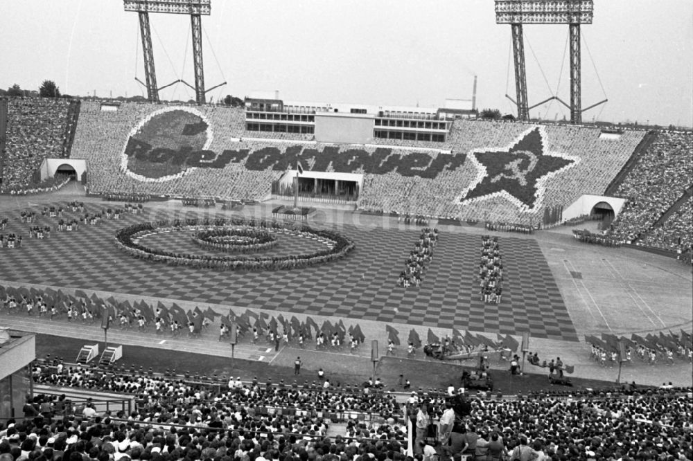 DDR-Fotoarchiv: Leipzig - Turn- und Sportfest Spartakiade in Leipzig in Sachsen in der DDR