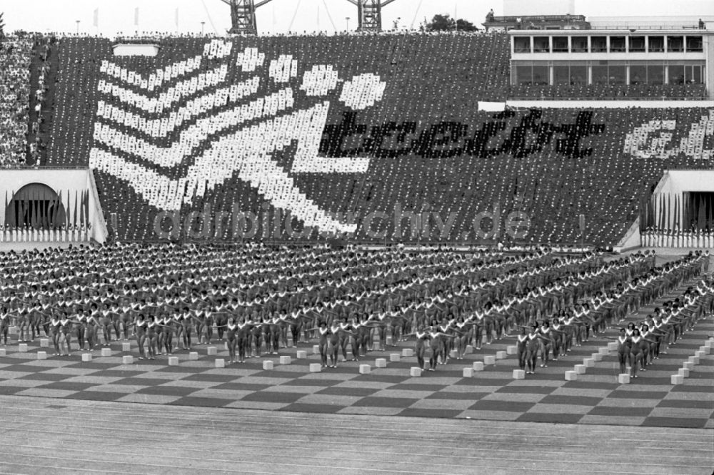 DDR-Bildarchiv: Leipzig - Turn- und Sportfest Spartakiade in Leipzig in Sachsen in der DDR