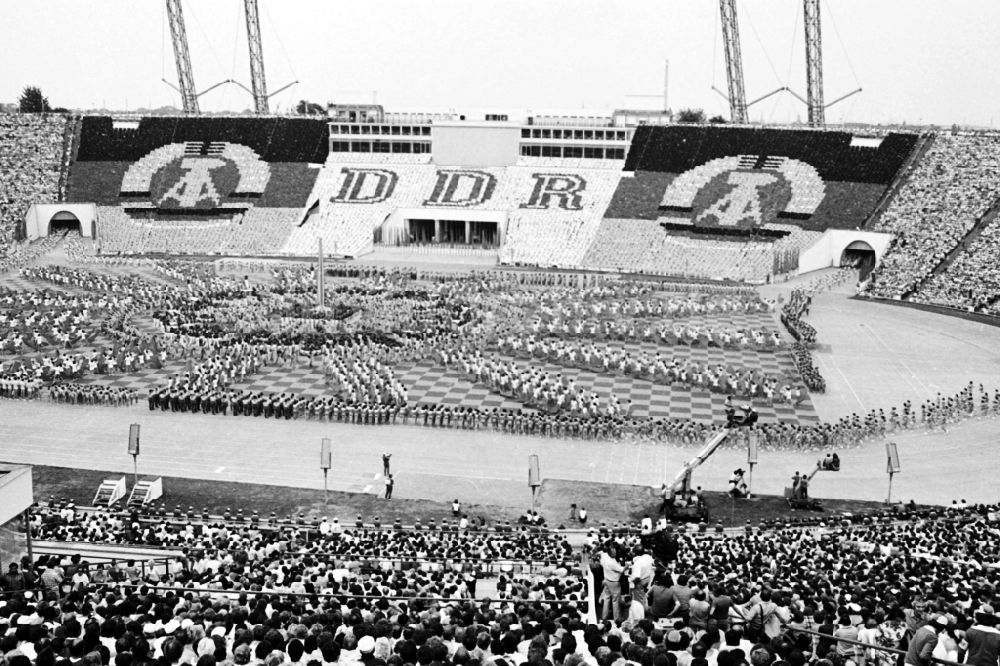 DDR-Fotoarchiv: Leipzig - Turn- und Sportfest Spartakiade in Leipzig in Sachsen in der DDR