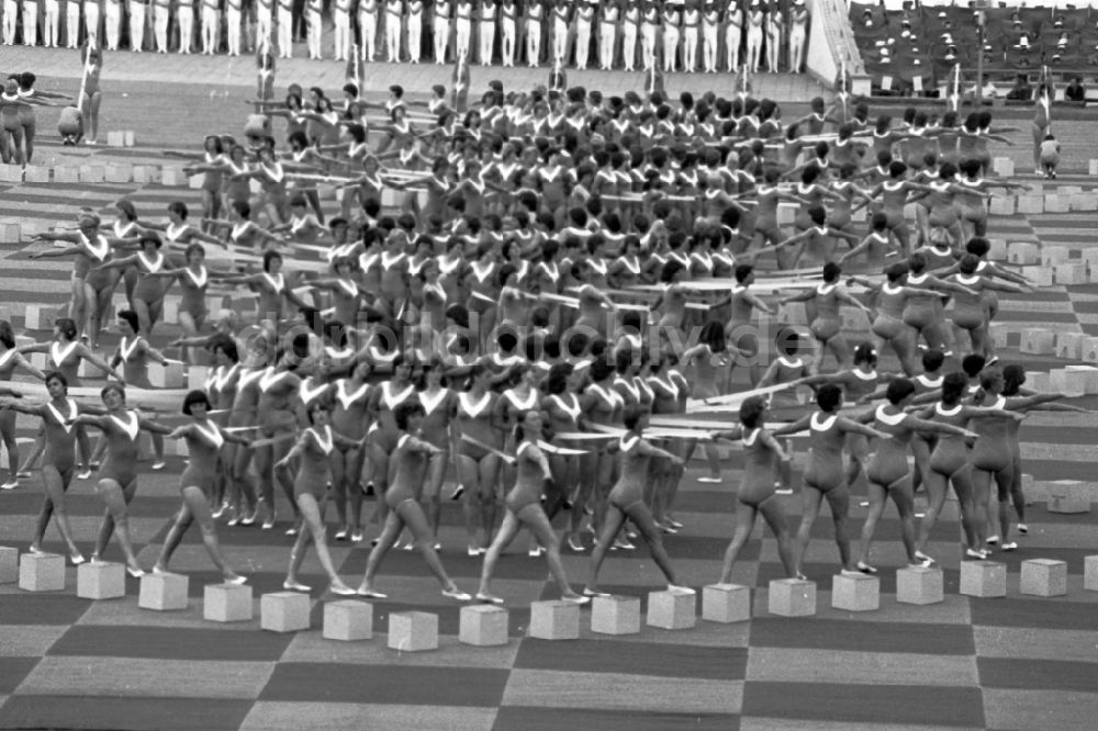 Leipzig: Turn- und Sportfest Spartakiade in Leipzig in Sachsen in der DDR