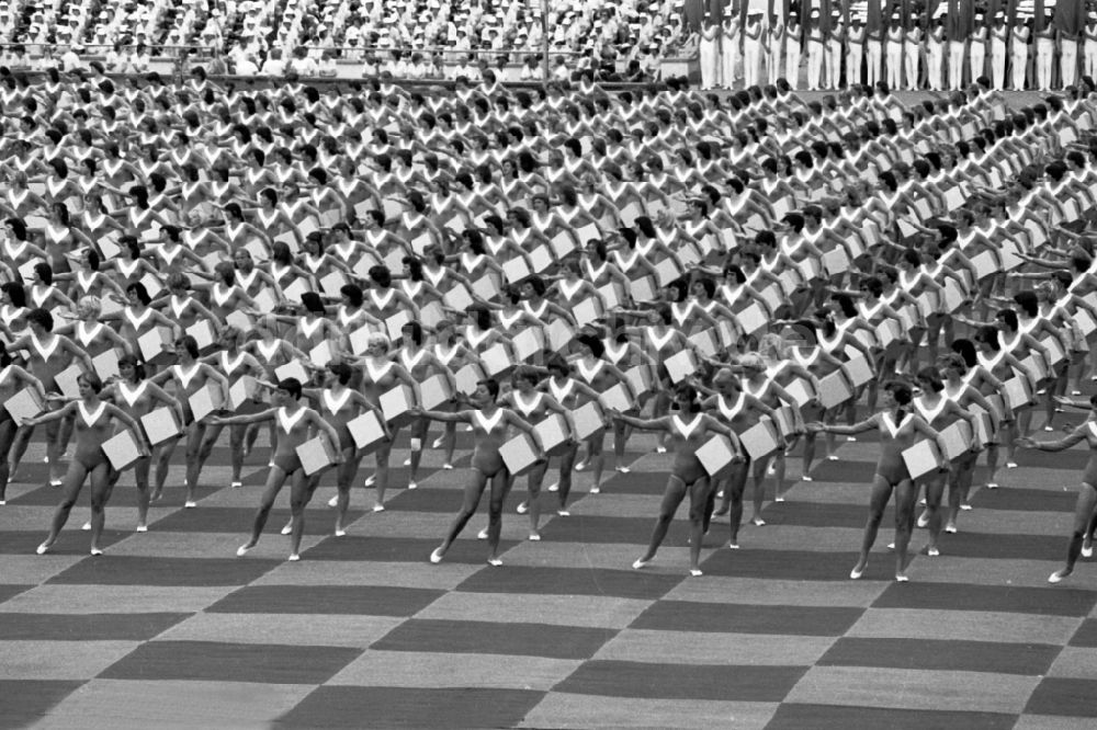 DDR-Fotoarchiv: Leipzig - Turn- und Sportfest Spartakiade in Leipzig in Sachsen in der DDR