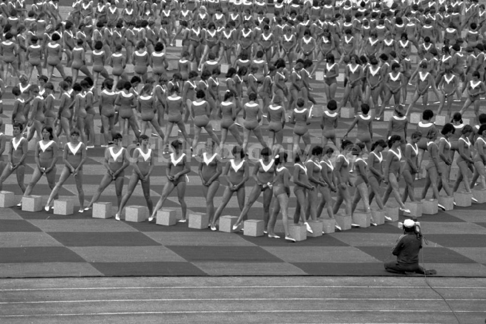 DDR-Bildarchiv: Leipzig - Turn- und Sportfest Spartakiade in Leipzig in Sachsen in der DDR