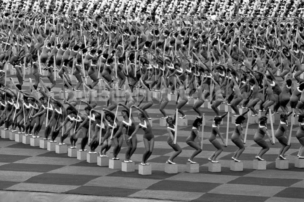 Leipzig: Turn- und Sportfest Spartakiade in Leipzig in Sachsen in der DDR