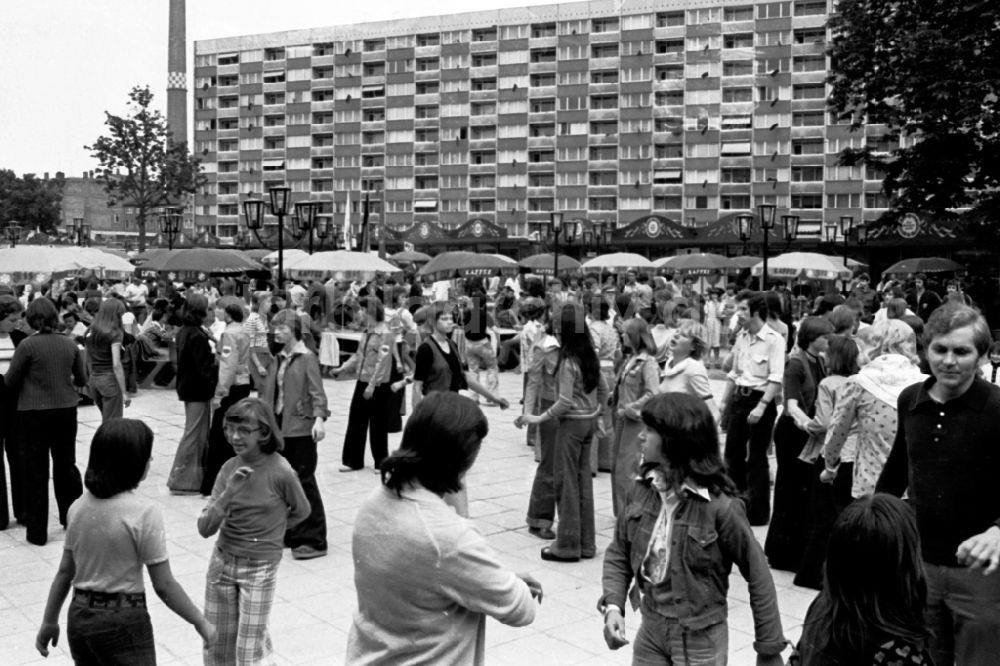 DDR-Bildarchiv: Leipzig - Turn- und Sportfest Spartakiade in Leipzig in Sachsen in der DDR