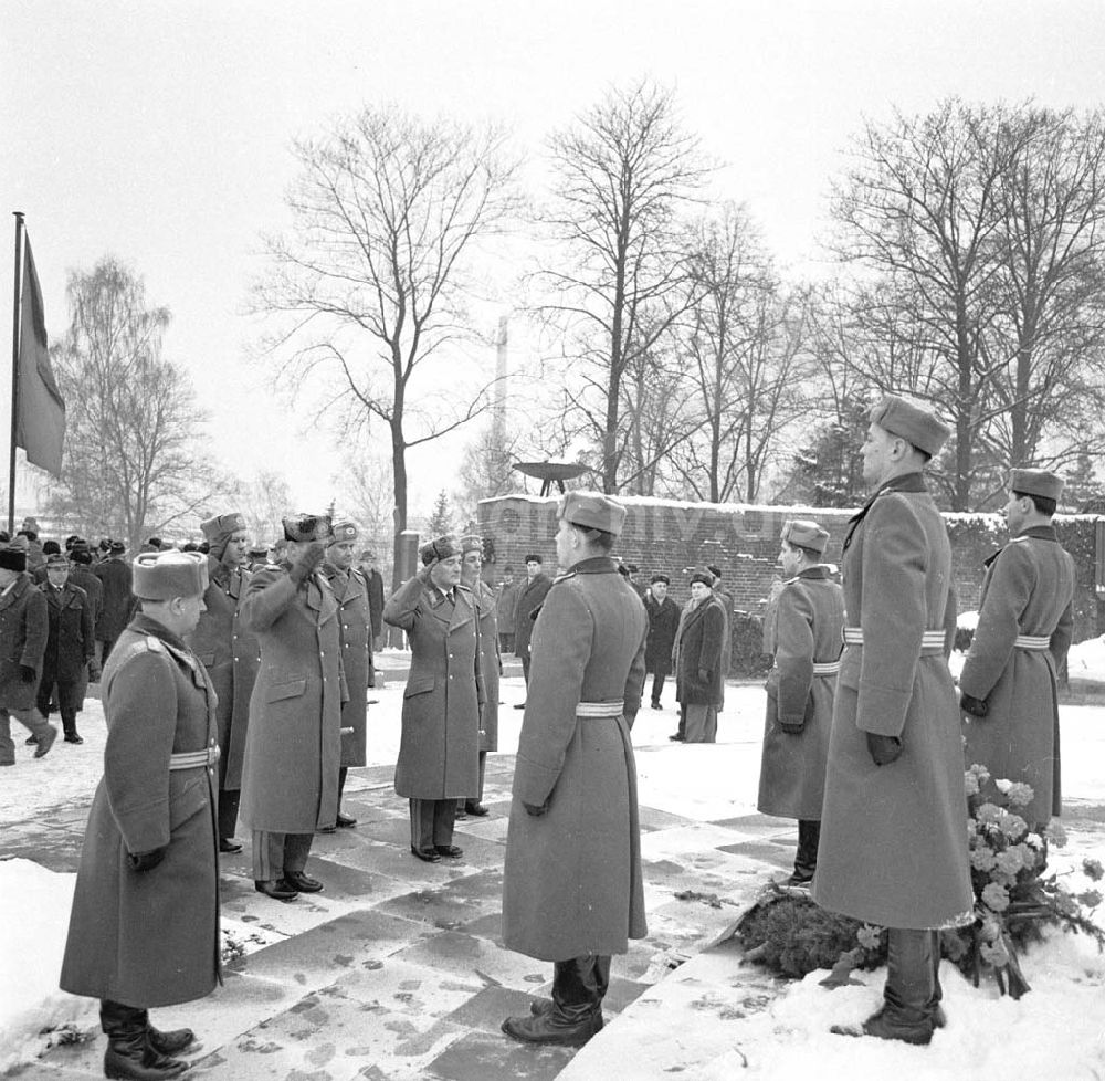 DDR-Fotoarchiv: Berlin - Umschlagsnr.: 1965-42