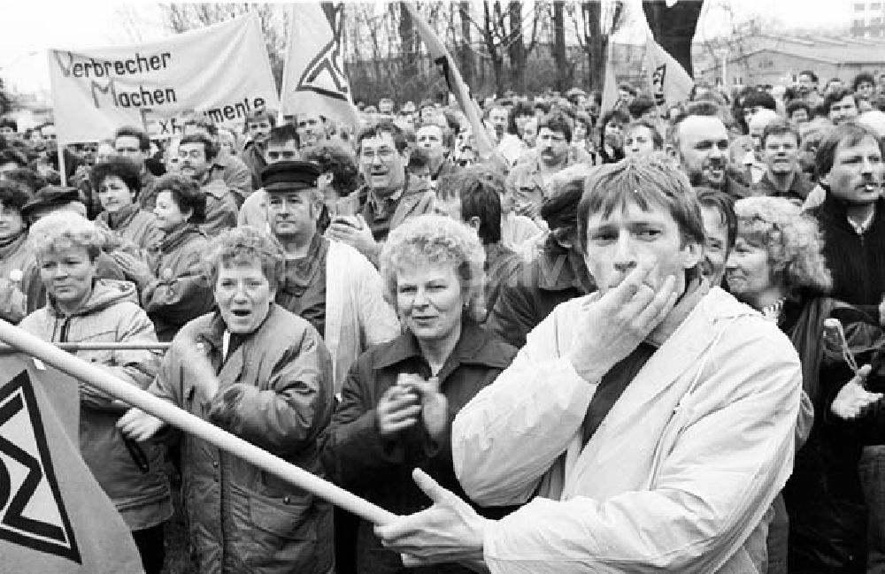 DDR-Fotoarchiv: Hennigsdorf - Umschlagsnr.: 1993-87