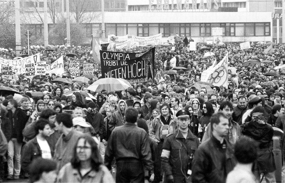 DDR-Fotoarchiv: Berlin - Umschlagsnr.: 1993-107