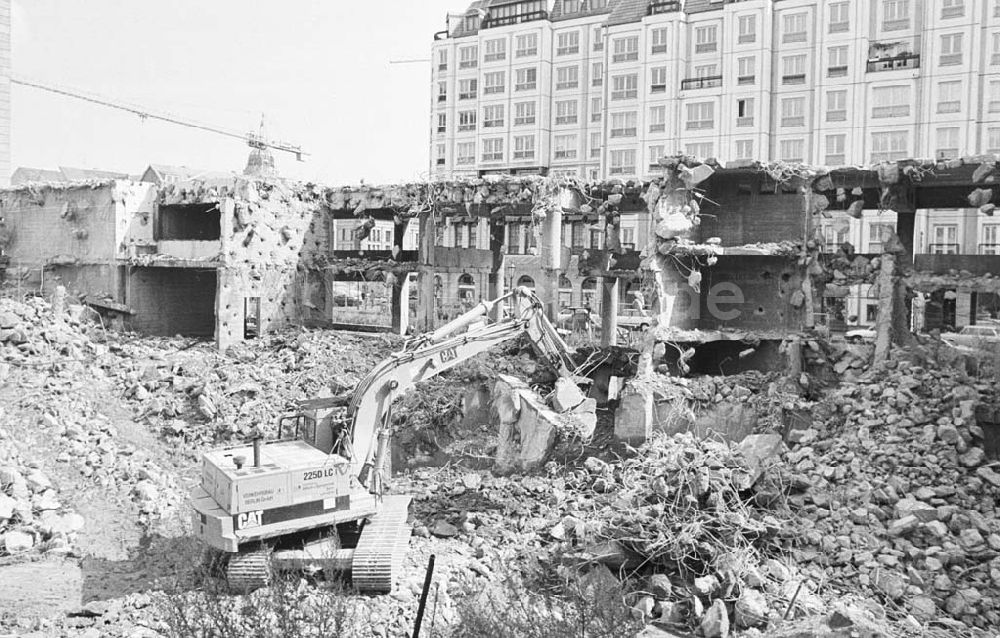 DDR-Fotoarchiv: Berlin - Umschlagsnr.: 1993-215