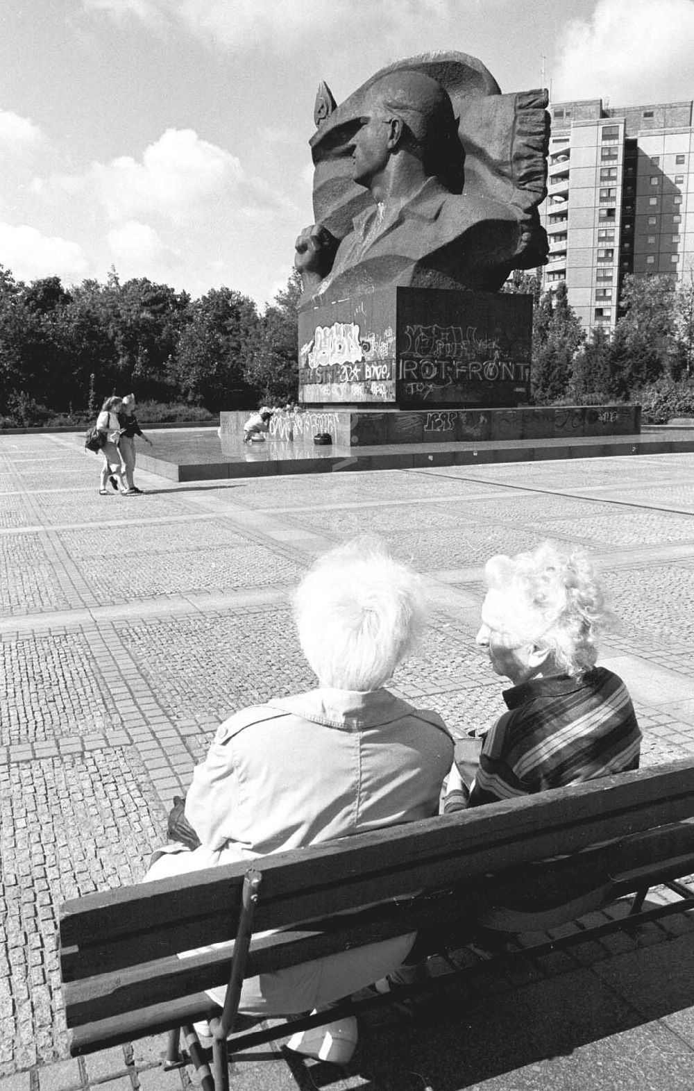 DDR-Fotoarchiv: Berlin - Umschlagsnr.: 1993-209 (a