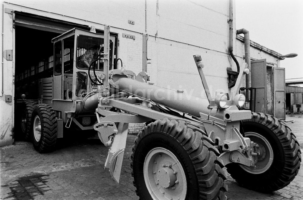 DDR-Bildarchiv: Dessau - VEB Maschinenfabrik und Eisengießerei Dessau (ABUS) in Dessau in der DDR