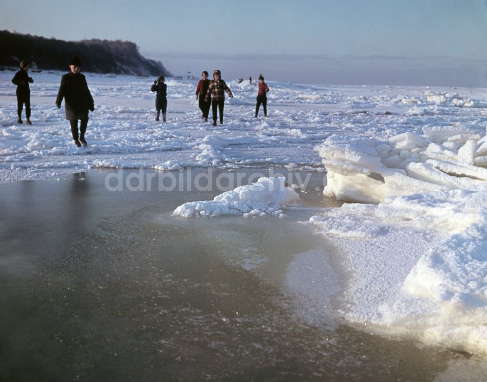 DDR-Bildarchiv: Zingst - Winter an der Ostsee in der DDR