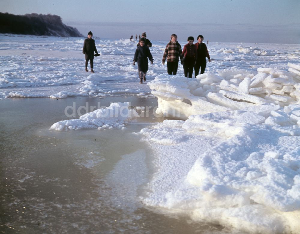 DDR-Fotoarchiv: Zingst - Winter an der Ostsee in der DDR