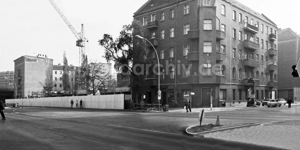 DDR-Fotoarchiv: Berlin - Wohnsiedlung Frankfurter Allee Ecke Jessnerstrasse in Berlin in der DDR