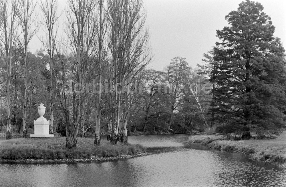 DDR-Fotoarchiv: Oranienbaum-Wörlitz - Wörlitzer Park in Oranienbaum-Wörlitz in der DDR