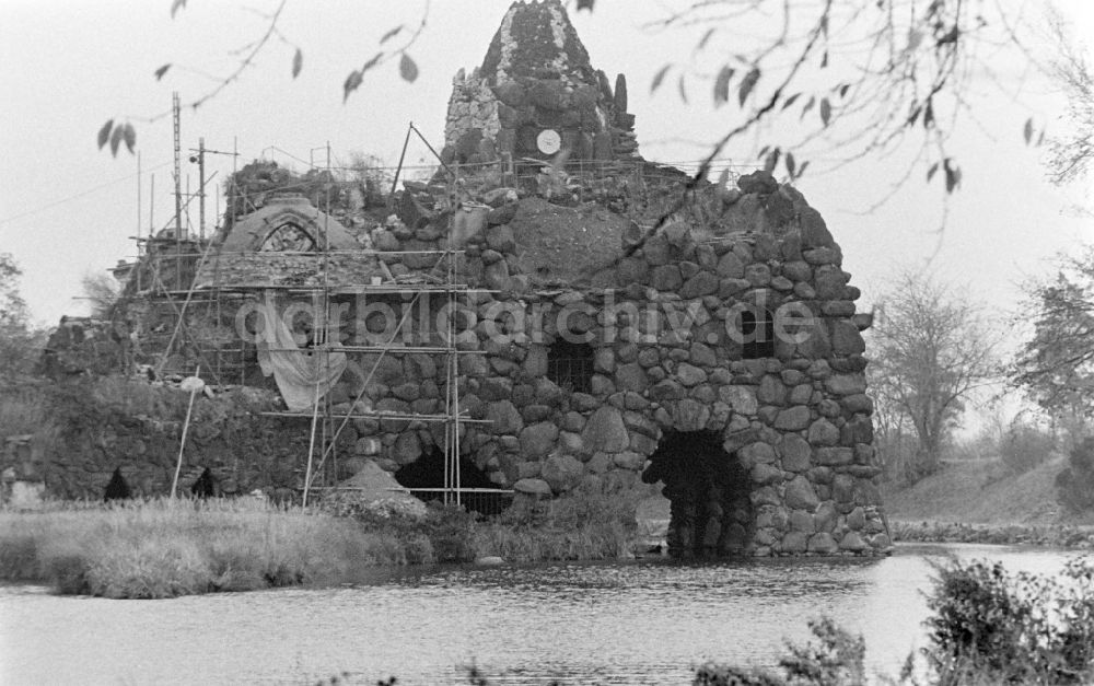 DDR-Fotoarchiv: Oranienbaum-Wörlitz - Wörlitzer Park in Oranienbaum-Wörlitz in der DDR