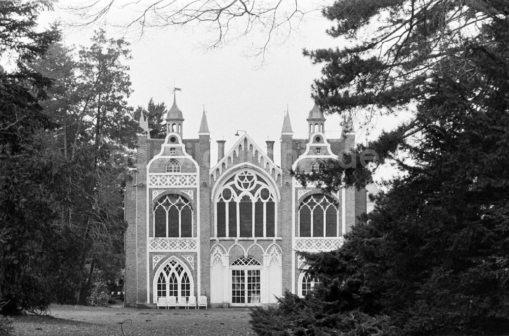 DDR-Bildarchiv: Oranienbaum-Wörlitz - Wörlitzer Park in Oranienbaum-Wörlitz in der DDR