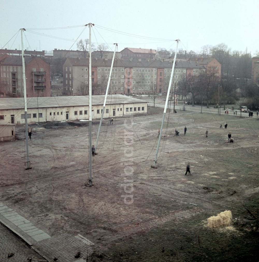 DDR-Fotoarchiv: Berlin - Zirkus Busch in Berlin in der DDR